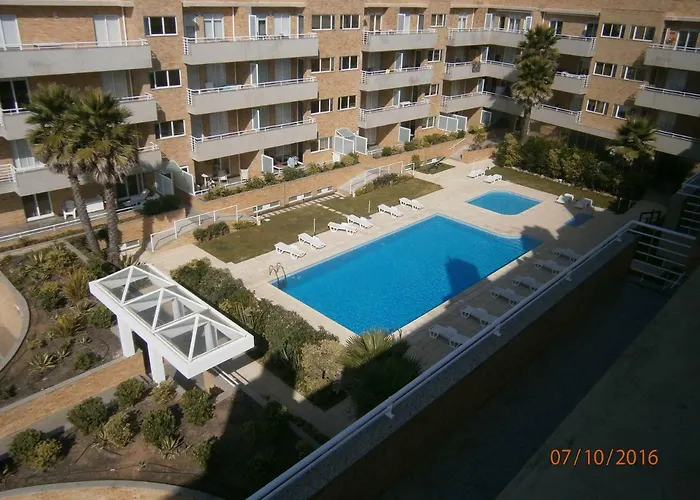 Sun, Pool And Appartement