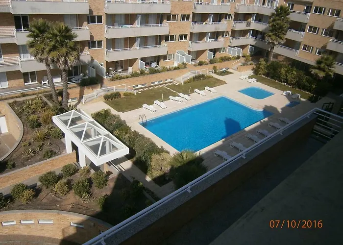 Sun, Pool And דירה *